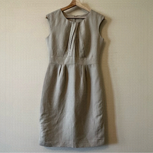 Calvin Klein Size 4 Khaki Sheath Dress
